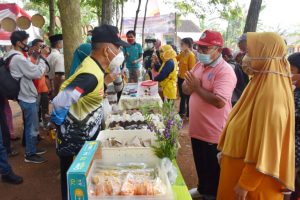 Walikota Metro Wahdi Siradjuddin Resmikan Paruk Mas