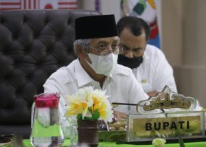 Bupati Pringsewu Sujadi Ikuti Entry Meeting Pemeriksaan LKPD 2020 secara Virtual