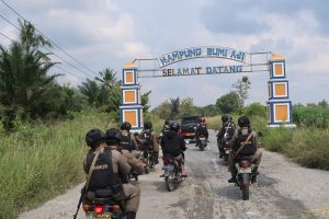 Patroli Skala Besar Sinergitas TNI-Polri Antisipasi Tindak Kriminal di Lampung Tengah