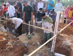 Bupati Pringsewu Letakkan Batu Pertama Pembangunan Masjid Jami Al-Munawaroh Adiluwih