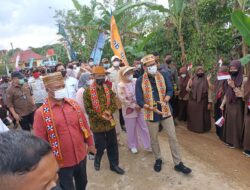 Abdul Hakim Dampingi Menpar Sandiaga Uno ke Desa Rigis Jaya Lampung Barat