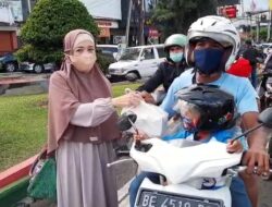 Ailaa Shop Berbagi Kebahagiaan, Bagikan 100 Paket Takjil