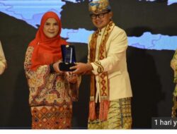 Puncak Hari Ulang Tahun Asosiasi Pemerintah Kota Seluruh Indonesia (HUT APEKSI) ke-22 di Ballroom Novotel berlangsung meriah