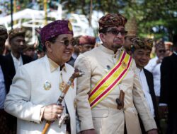 Salim Segaf Al Jufri Mendapat Gelar Adat Yang Mulia Datuan Satria Negara