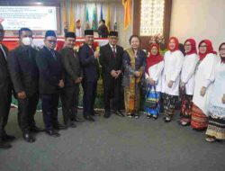Kepala Dinas Sosial Provinsi Lampung Aswarodi Beserta jajaran Hadiri Rapat Paripurna HUT RI ke-77, Sekaligus Penyerahan Penghargaan Kepada Oemarsono