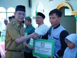 Penjabat Bupati Pringsewu Serahkan Bantuan Rumah Ibadah & Lembaga Keagamaan