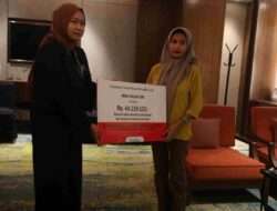 Mensos Bantu Pengobatan Dua Warga Lampung