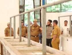 Bupati Lamteng Musa Ahmad Tinjau Bangunan Pasar Rakyat