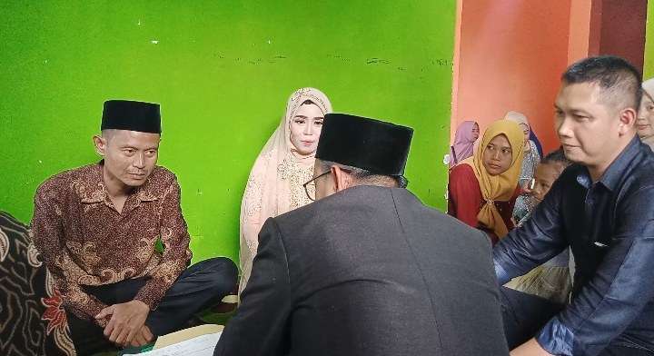 Jadi Saksi Nikah Pebi Ardiyanto dan Widiarti, Pengacara Siaga Fajar Arifin: Semoga Sakinah Mawadah Warohmah