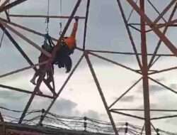 Remaja Naik Tower BTS di Desa Bernung Untuk Percobaan Bunuh Diri, Tim SAR Gabungan Evakuasi Dalam Keadaan Selamat