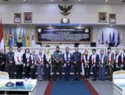 Kenakan Syal Palestina, DPRD Lampung Gelar Rapat Paripurna