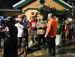Bupati Pesawaran Dendi Ramadhona Tinjau Banjir dan Longsor di Teluk Pandan