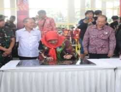 Walikota Bandar Lampung Hj. Eva Dwiana Meresmikan Pasar Modern Pasar Raya Lebak Budi (PRLB)