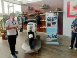 Motor Listrik Honda Aman Digunakan Saat Hujan, Tak Khawatir Baterai Habis Dijalan