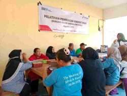 Tingkatkan Kesejahteraan Masyarakat Desa Burong Mandi: Pertamina Gelar Pelatihan Pengolahan Produk Perikanan