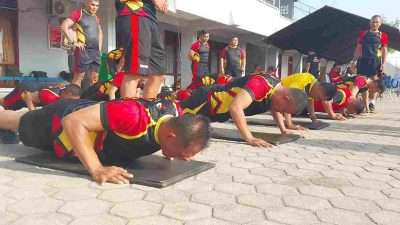 Personel Brimob Lampung Laksanakan Tes Kesamaptaan Jasmani Semester Dua