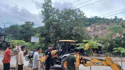 Pemkot Bandar Lampung Melakukan Pengerukan Sungai dan Saluran Air di Kelurahan Karang Maritim dan Panjang Utara