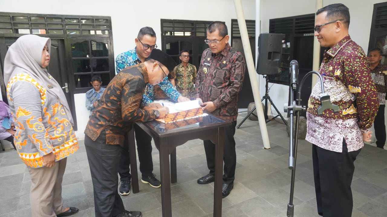 Sertijab Kepala UPTD PRSTS Mardi Guna