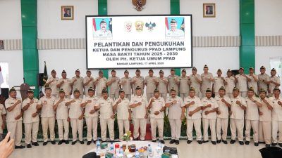 Gubernur Lampung diwakili Kepala Dinas Kominfotik, Achmad Saefulloh, menghadiri Pelantikan dan Pengukuhan Ketua dan Pengurus Persatuan Purnawirawan Angkatan Darat (PPAD) Provinsi Lampung, di Aula Sudirman Makorem 043/Gatam, Kamis (17/4/2025)