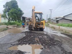 Gubernur Mirza Prioritaskan Perbaikan Jalan Liwa–Batas Sumsel untuk Kelancaran Masyarakat Berlebaran