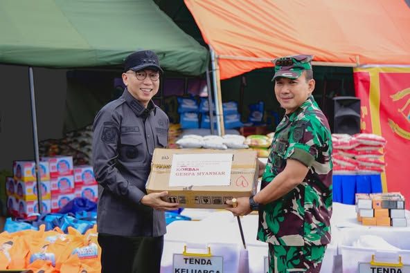 Gubernur Lampung Rahmat Mirzani Djausal