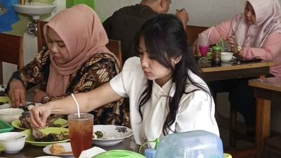 Ikan Bakar Bekrek Pakboss Dibilang Rasanya Amazing, Luar Biasa, Mantab