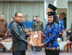 Sebanyak 1.082 PPPK Tahap II yang Tersebar di 29 OPD di Lingkungan Pemprov Tahun Anggaran 2024 secara Resmi Dilantik Serentak di 10 Lokasi Berbeda