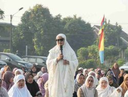 Idul Fitri di Lampung Timur: Tanpa Kemewahan Halal Bihalal, Bupati Ella Pilih Berbagi di Jabung