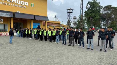 Sat Brimob Polda Lampung Pengamanan Kompetisi Sepak Bola BRI Super League antara Bhayangkara Presisi Lampung FC vs PSBS Biak