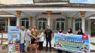 Honda Serahkan 100 Ekor Kambing Kurban kepada Konsumen, Tebar Semangat Berbagi hingga Pelosok Lampung