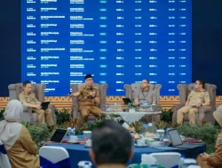 Gubernur Rahmat Mirzani Djausal Pimpin High Level Meeting Tim Percepatan dan Perluasan Digitalisasi Daerah, Tekankan Digitalisasi untuk Optimalkan PAD dan Pelayanan Publik