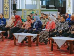 Prosesi Pelepasan Purnabakti Kepala Dinas Perkebunan Provinsi Lampung Berlangsung Khidmat