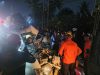 Kecelakaan di Candi Mas, Dua Orang Terjepit Berhasil Di Evakuasi Tim Basarnas