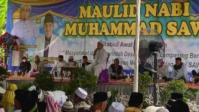 Peringatan Maulid Nabi di Pesawaran: Ustadz Aang Romli Ingatkan Nikmat Terbesar Lahirnya Rasulullah SAW