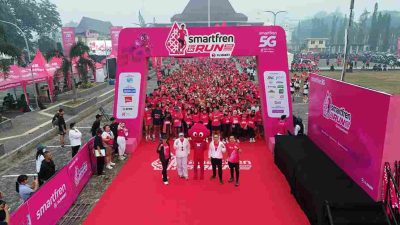 FUN RUN SMARTFREN 5G Palembang Hadirkan Semangat Lari Bersama Ribuan Peserta