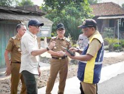 Gubernur Mirza Tinjau Perbaikan Jalan  Provinsi Pada Ruas Ketapang Negara Ratu Kecamatan Sungkai Utara