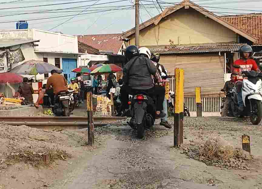 Perlintasan Sebidang Kelurahan Surabaya - Jagabaya II Bandar Lampung