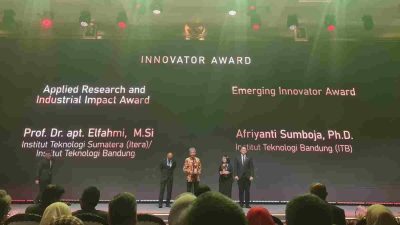Berhasil Hilirisasi Riset ke Industri, Rektor Itera Raih Inovator Award dari Danantara